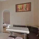 Hotel Queen