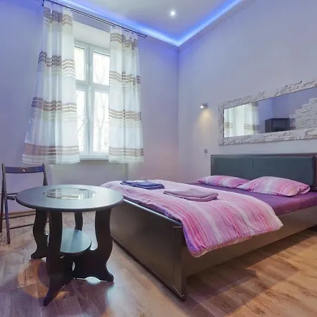 Hotel Queen 3*