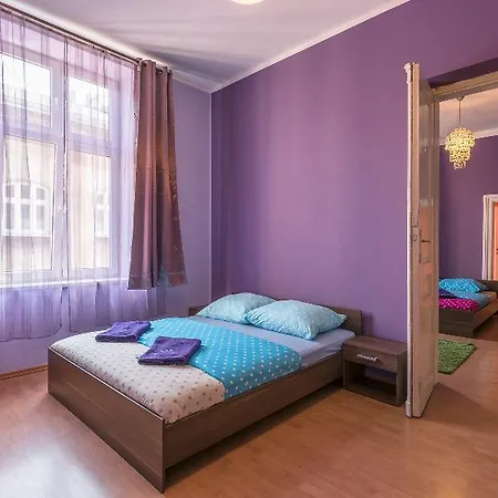 Hotel Queen
